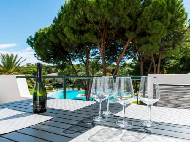 Penthouse, El Presidente, R5226151