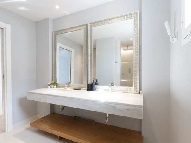 Villa avec 5 Chambres  à Torremuelle