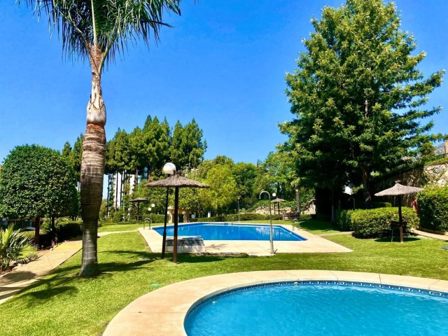 4 Bedrooms Townhouse in Marbella