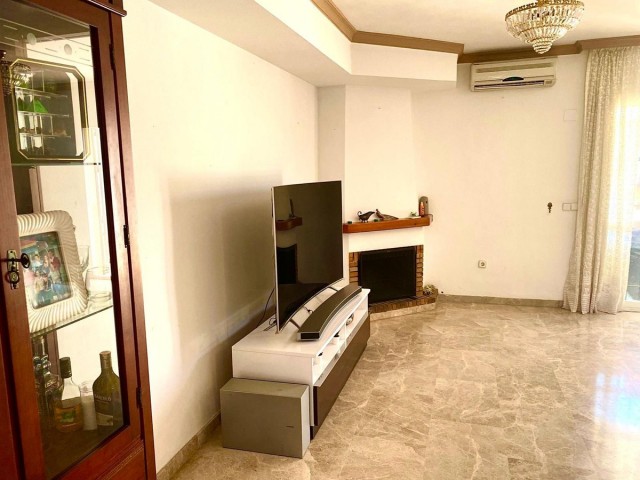 4 Bedrooms Townhouse in Marbella