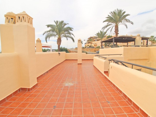 Maison mitoyenne avec 4 Chambres  à Mijas