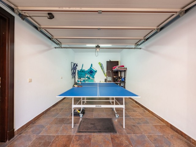 Maison mitoyenne avec 4 Chambres  à Benahavís