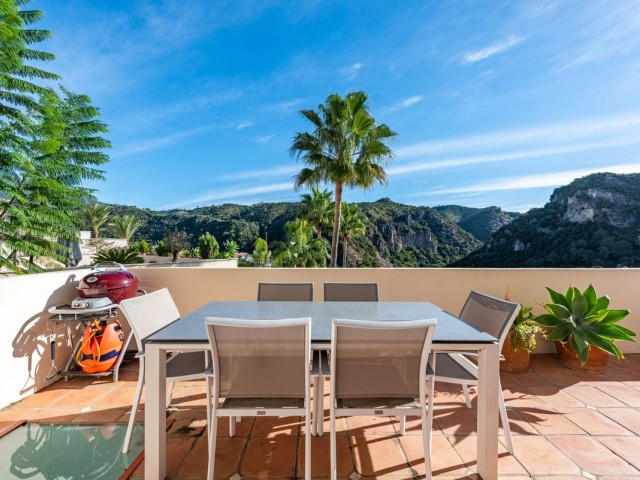 4 Soveroms Rekkehus i Benahavís