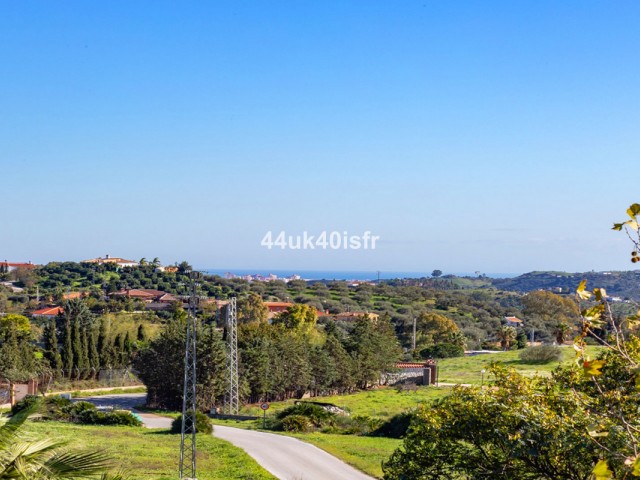 4 Bedrooms Villa in Mijas