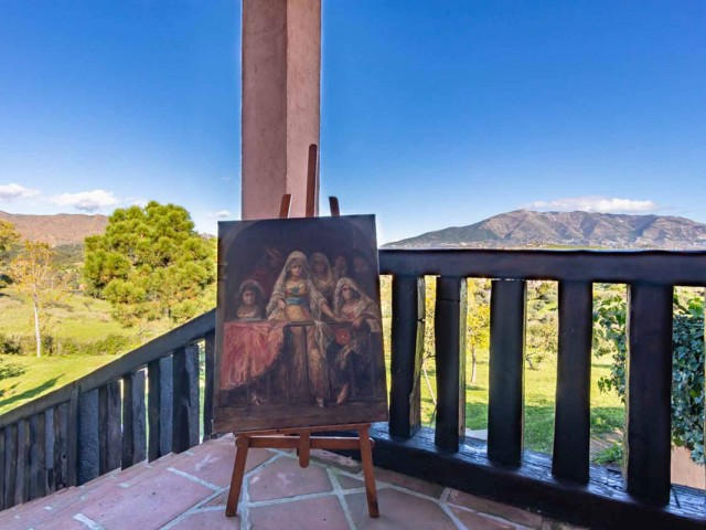 4 Bedrooms Villa in Mijas