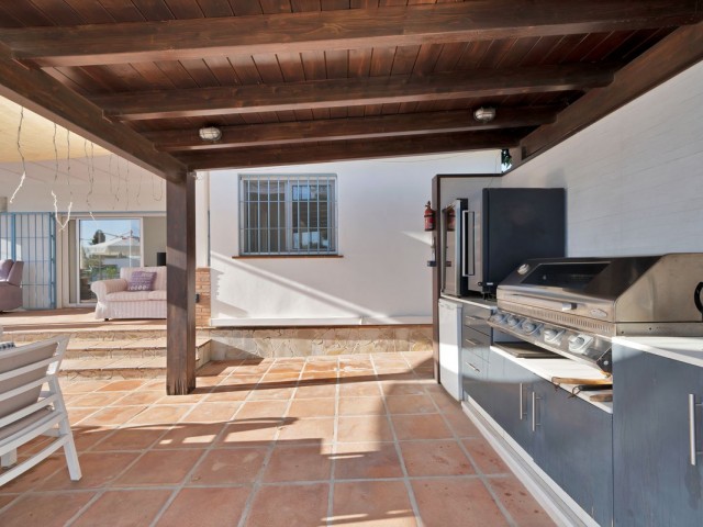 Villa avec 4 Chambres  à San Pedro de Alcántara