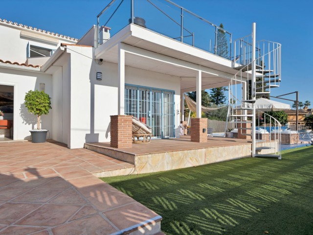 4 Schlafzimmer Villa in San Pedro de Alcántara