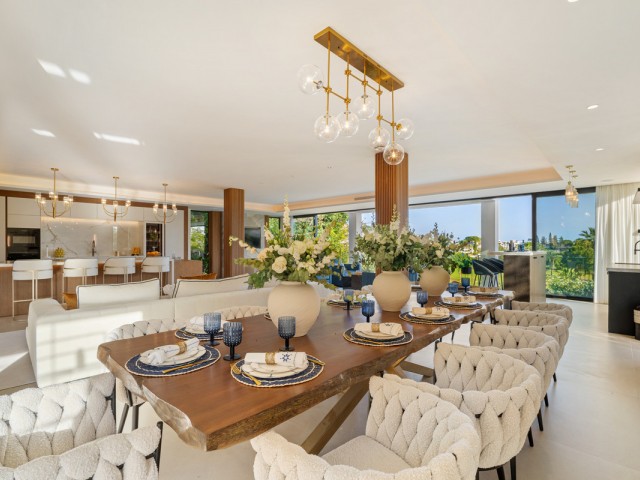 6 Bedrooms Villa in Nueva Andalucía