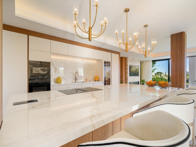 6 Bedrooms Villa in Nueva Andalucía