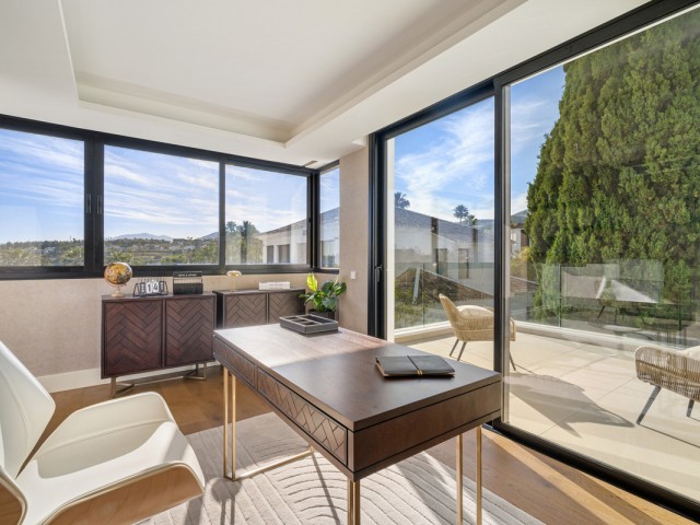 6 Bedrooms Villa in Nueva Andalucía