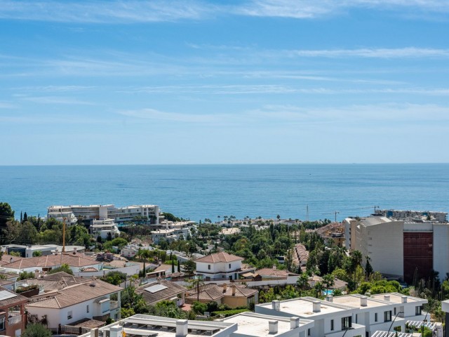 Penthouse avec 2 Chambres  à Fuengirola