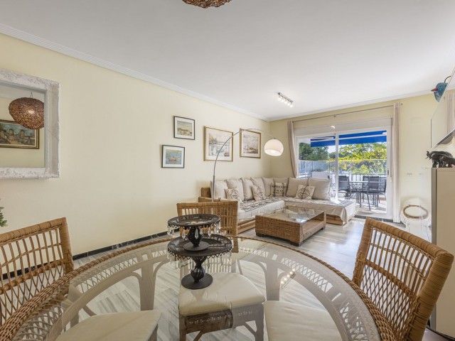 2 Bedrooms Apartment in Puerto Banús