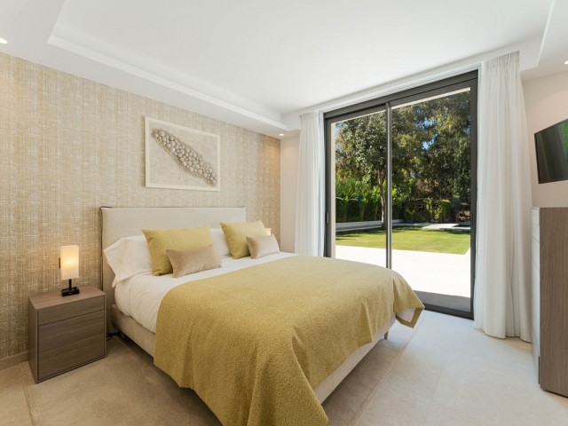 5 Schlafzimmer Villa in Nueva Andalucía