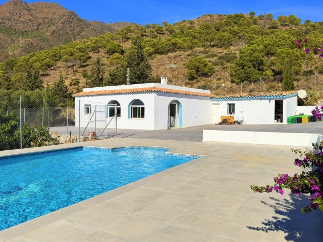 Villa Estepona - R5222110