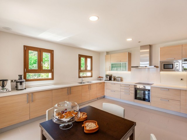 Villa avec 5 Chambres  à Benahavís