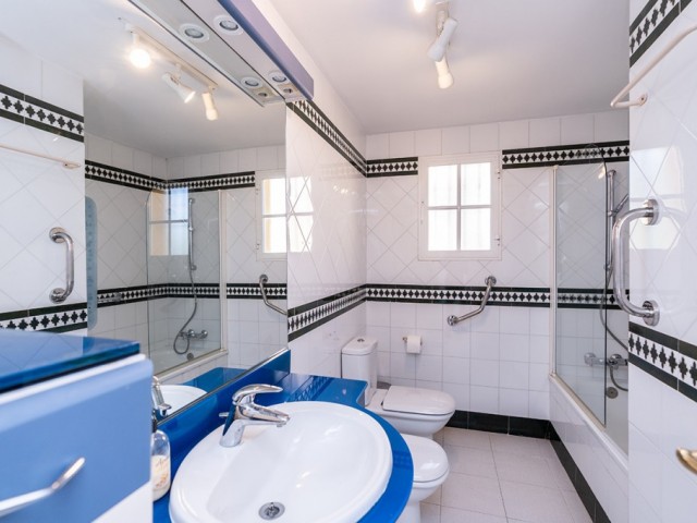 Villa con 3 Dormitorios  en Costabella