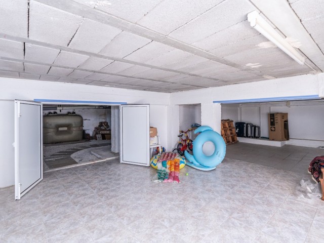 Villa con 3 Dormitorios  en Costabella