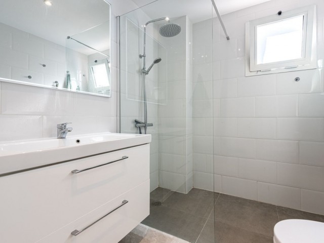 3 Bedrooms Apartment in Nueva Andalucía