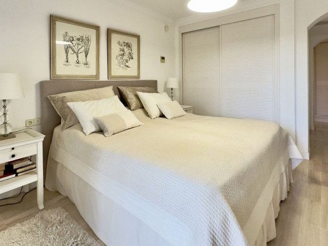 Appartement avec 2 Chambres  à Elviria