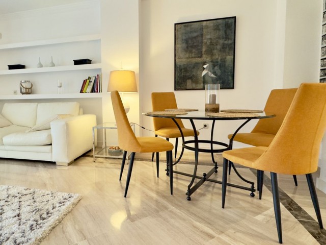 2 Sovrums Lägenhet i Elviria