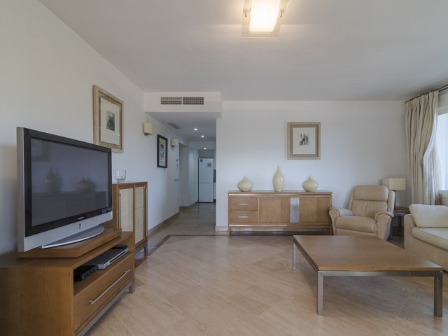 Apartment, Rio Real, R5226952