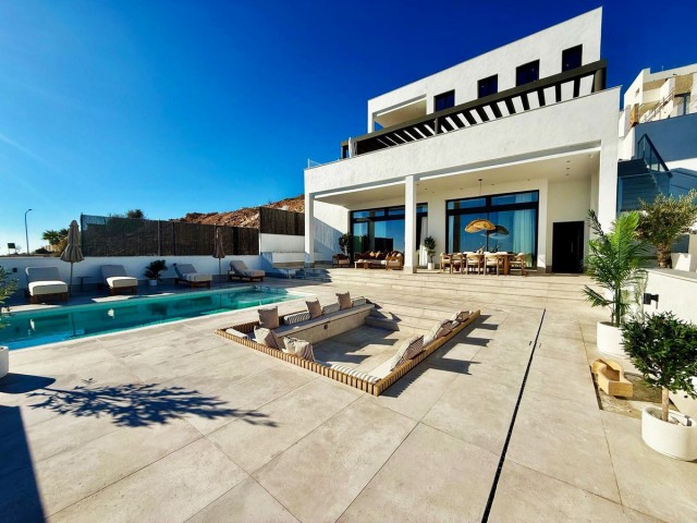 4 Sovrums Villa i Benalmadena