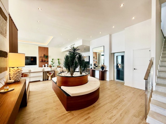 Villa avec 4 Chambres  à Benalmadena