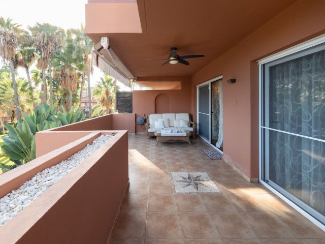 2 Bedrooms Apartment in Puerto Banús