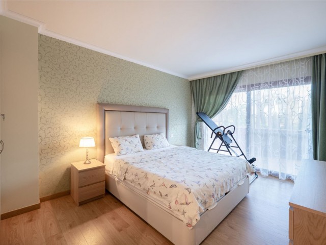 2 Bedrooms Apartment in Puerto Banús