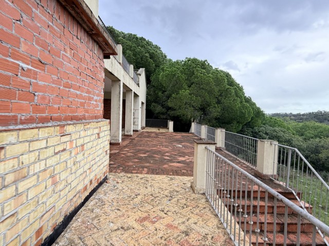 5 Bedrooms Villa in Sotogrande