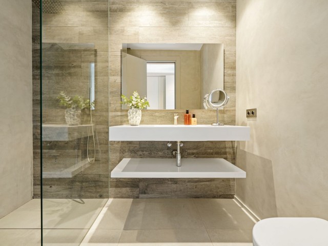 5 Bedrooms Villa in Nueva Andalucía