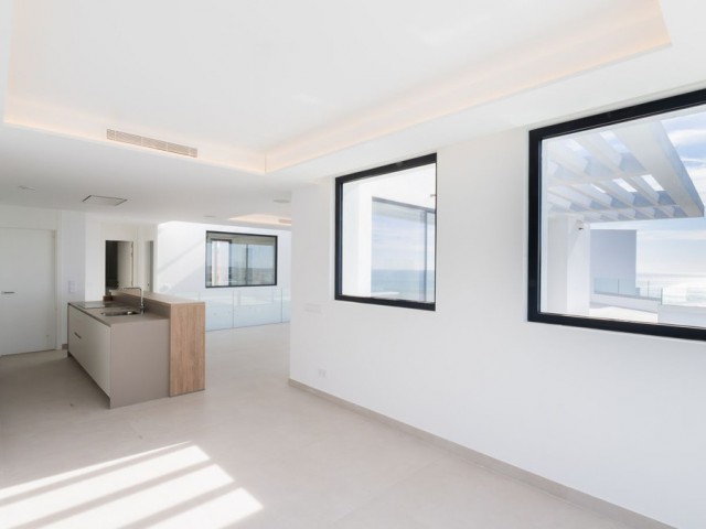 4 Bedrooms Villa in Benalmadena