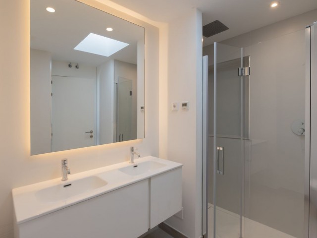 4 Makuuhuoneen Huvila Benalmadena