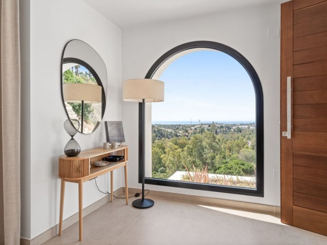 5 Schlafzimmer Villa in Nueva Andalucía