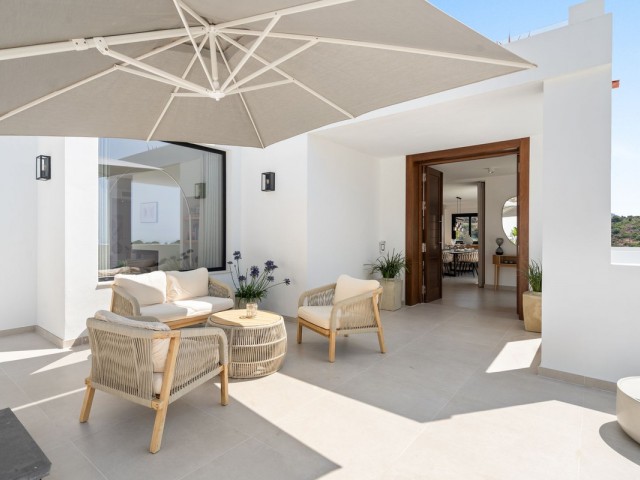 Villa con 5 Dormitorios  en Nueva Andalucía