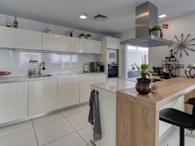 4 Bedrooms Villa in Torremuelle