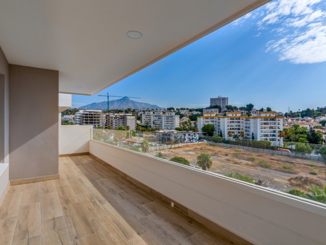4 Bedrooms Apartment in Nueva Andalucía