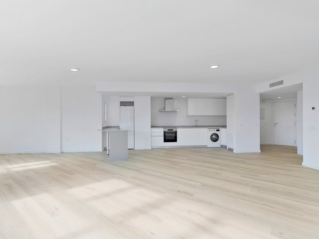 4 Bedrooms Apartment in Nueva Andalucía