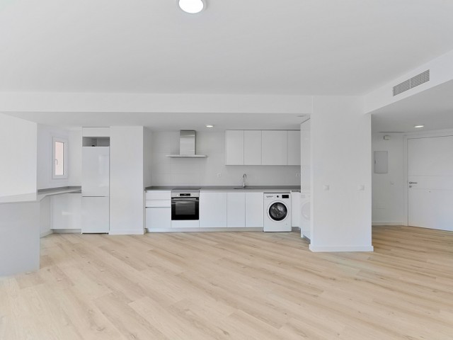 4 Bedrooms Apartment in Nueva Andalucía