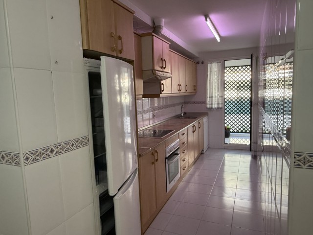 Appartement avec 3 Chambres  à Nueva Andalucía