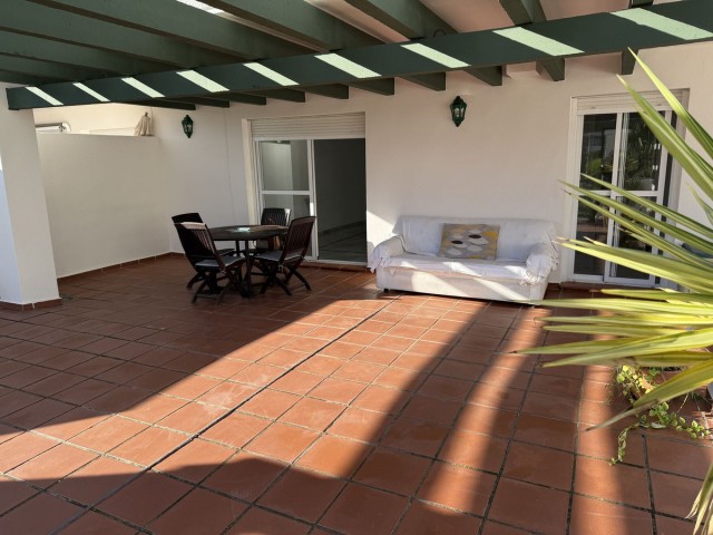 Appartement avec 3 Chambres  à Nueva Andalucía