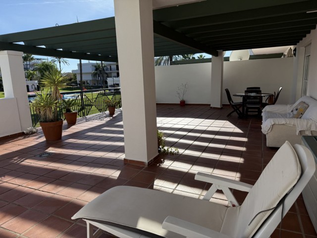 Appartement avec 3 Chambres  à Nueva Andalucía