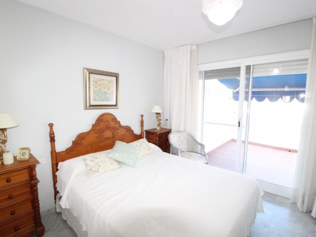 5 Bedrooms Townhouse in Estepona