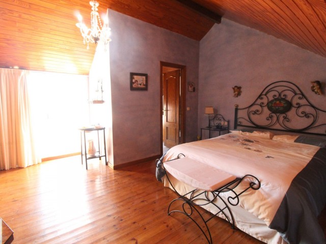 5 Soveroms Rekkehus i Estepona