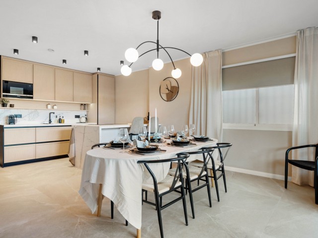 4 Bedrooms Apartment in Nueva Andalucía