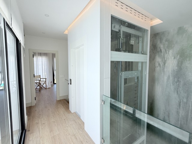 3 Soveroms Villa i Málaga