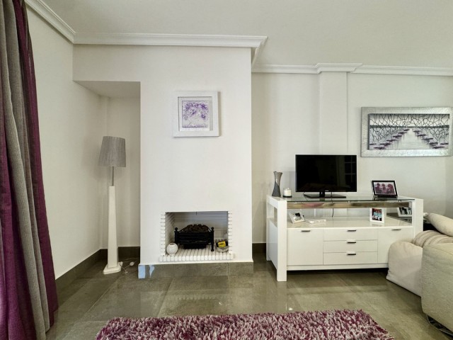 3 Bedrooms Villa in Cabopino