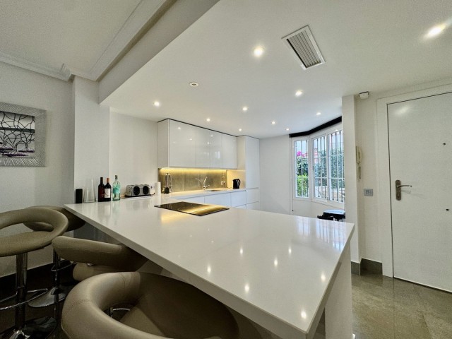 Villa, Cabopino, R5227765