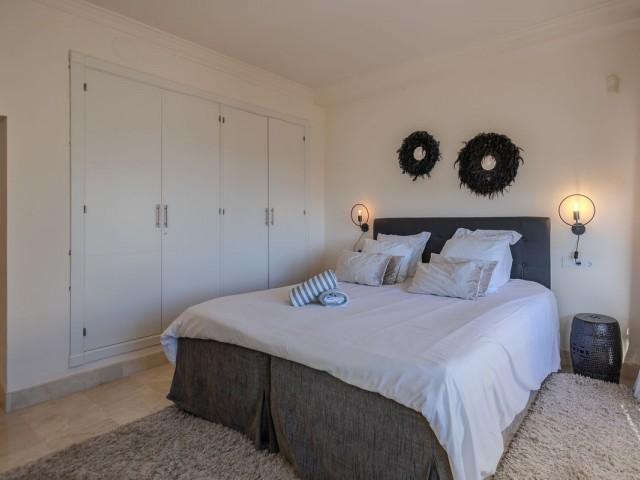 2 Bedrooms Apartment in Nueva Andalucía