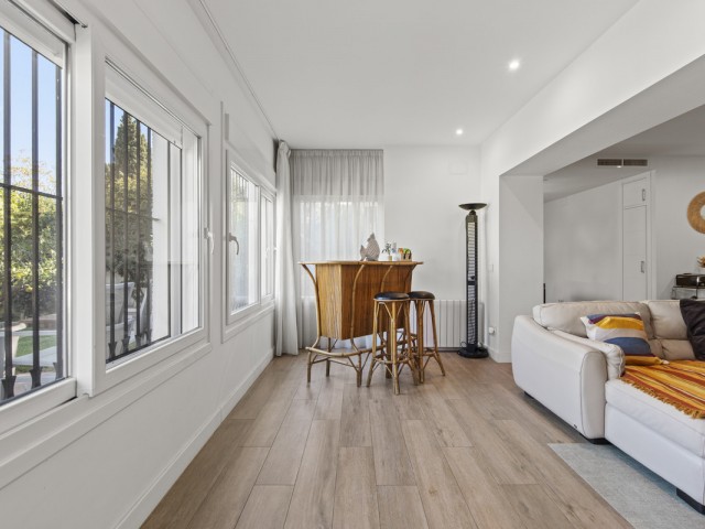 4 Bedrooms Villa in Guadalmina Alta